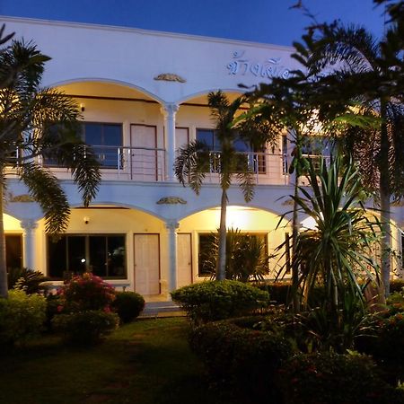 White Elephant Resort Surin Bagian luar foto