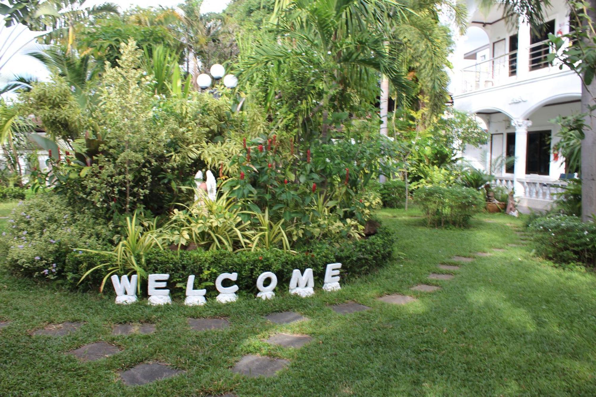 White Elephant Resort Surin Bagian luar foto